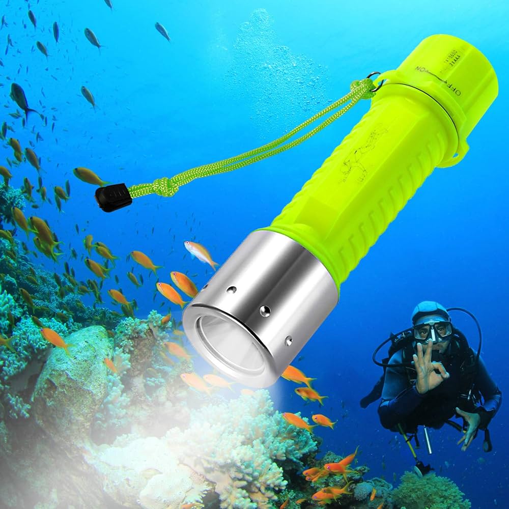 Choosing the Best Diving Flashlight for Your Underwater Adventure